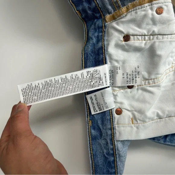 Levi’s 501 150 anniv high rise women’s denim  patch heart size 16W button fly - Picture 15 of 16